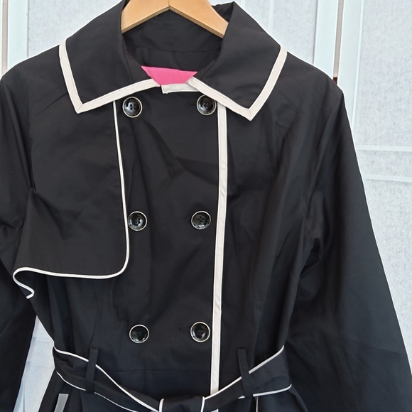 Betsey Johnson Black and White Trim Coat - Picture 4 of 15